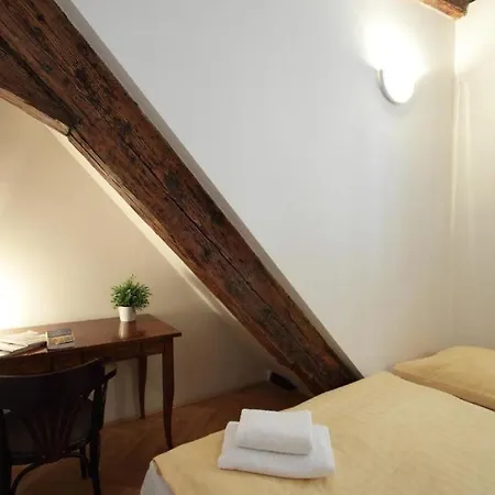 Old Town Appartement *